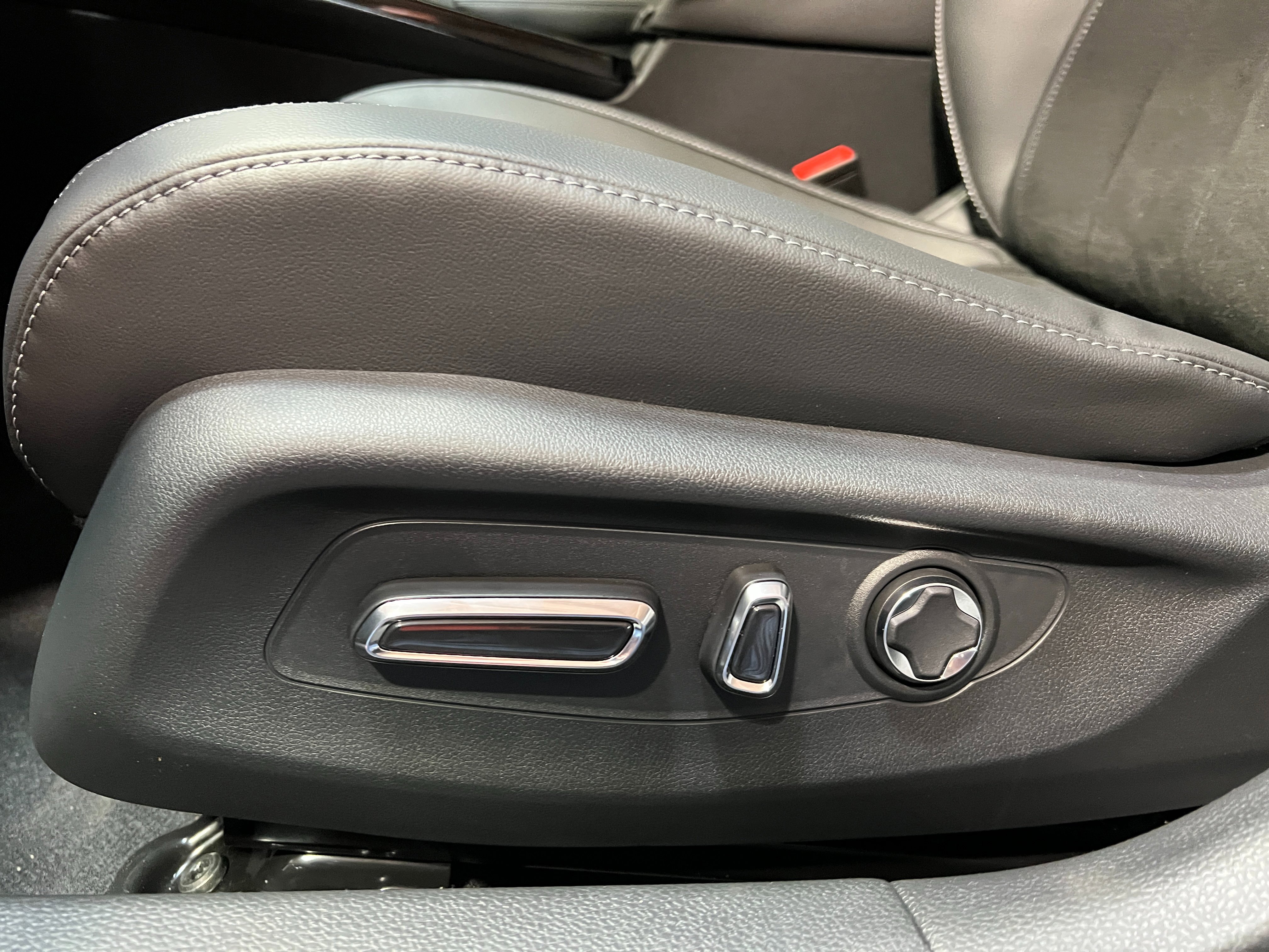 New 2025 Acura Integra A-Spec FWD image 16