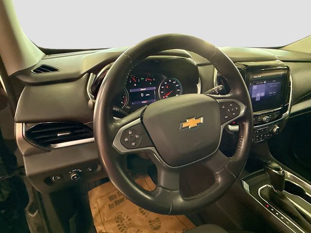 Used 2020 Chevrolet Traverse LT image 12