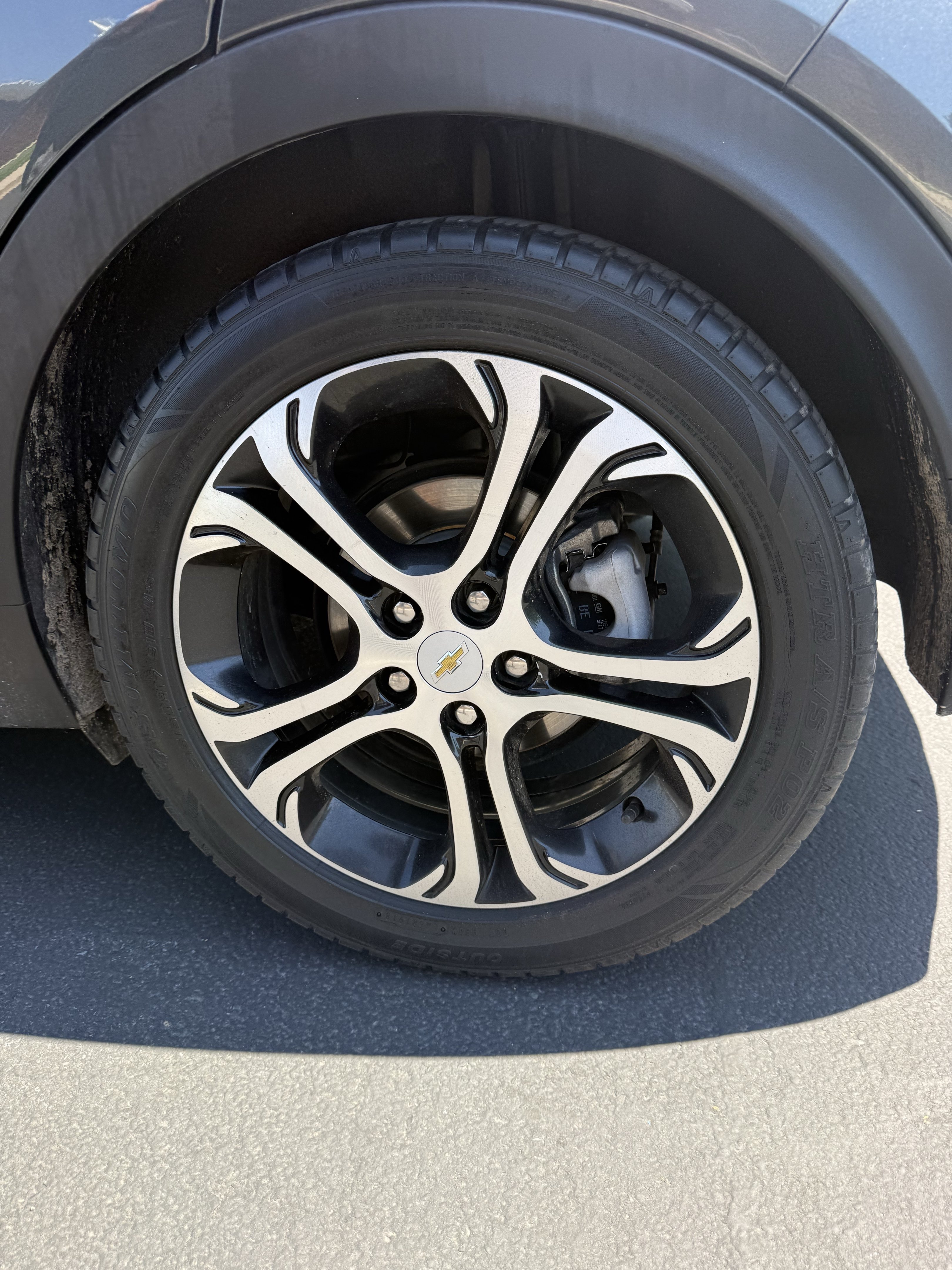 Used 2019 Chevrolet Bolt LT FWD image 9