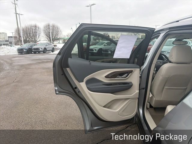 Used 2024 GMC Terrain Denali w/ Denali Premium Package image 28