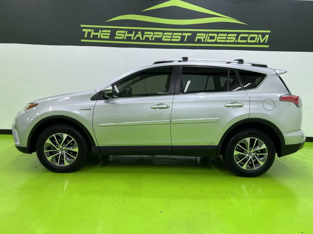Used 2016 Toyota RAV4 XLE AWD/4WD image 6