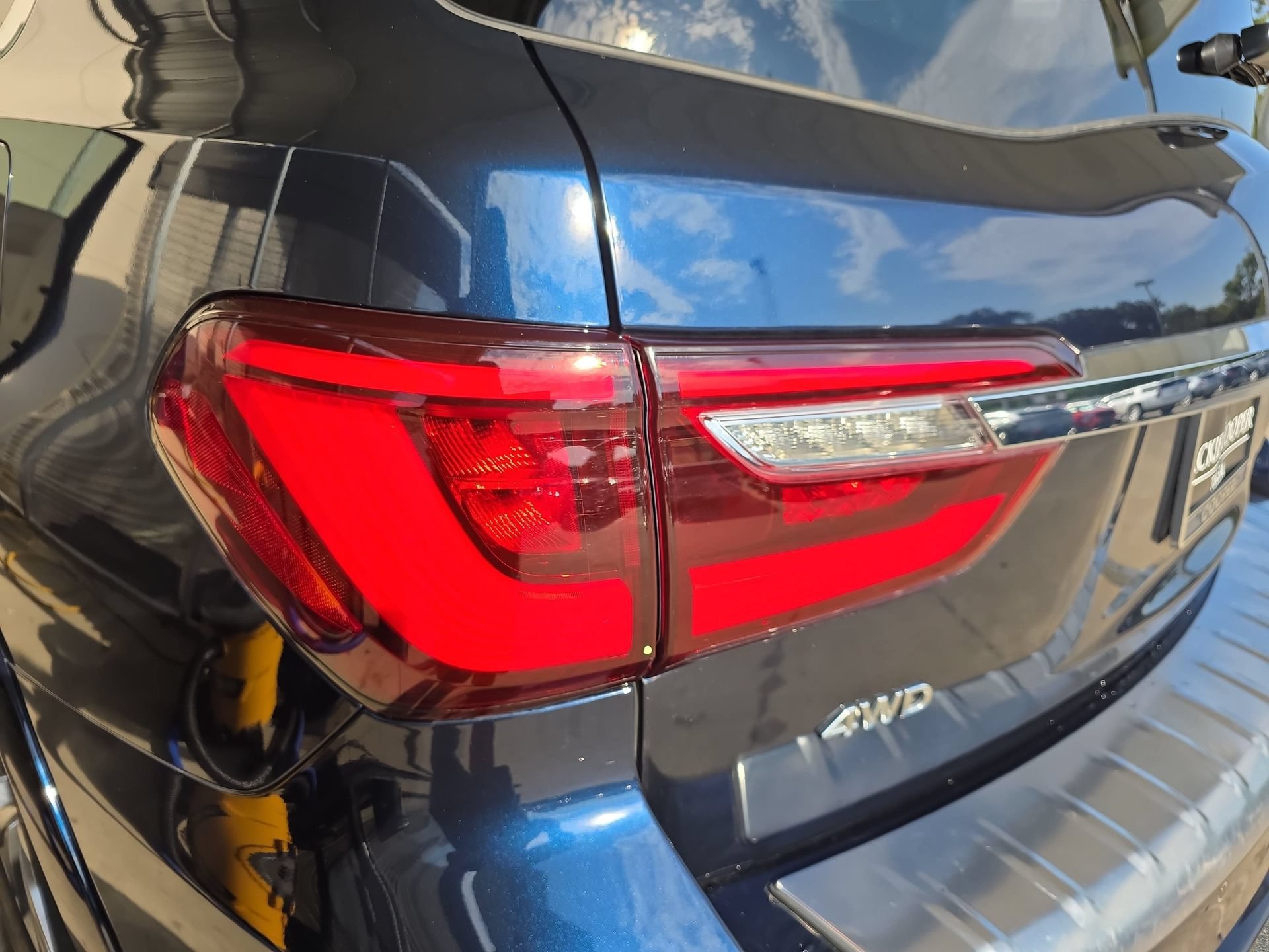 Used 2022 INFINITI QX80 Luxe w/ Cargo Package AWD/4WD image 33