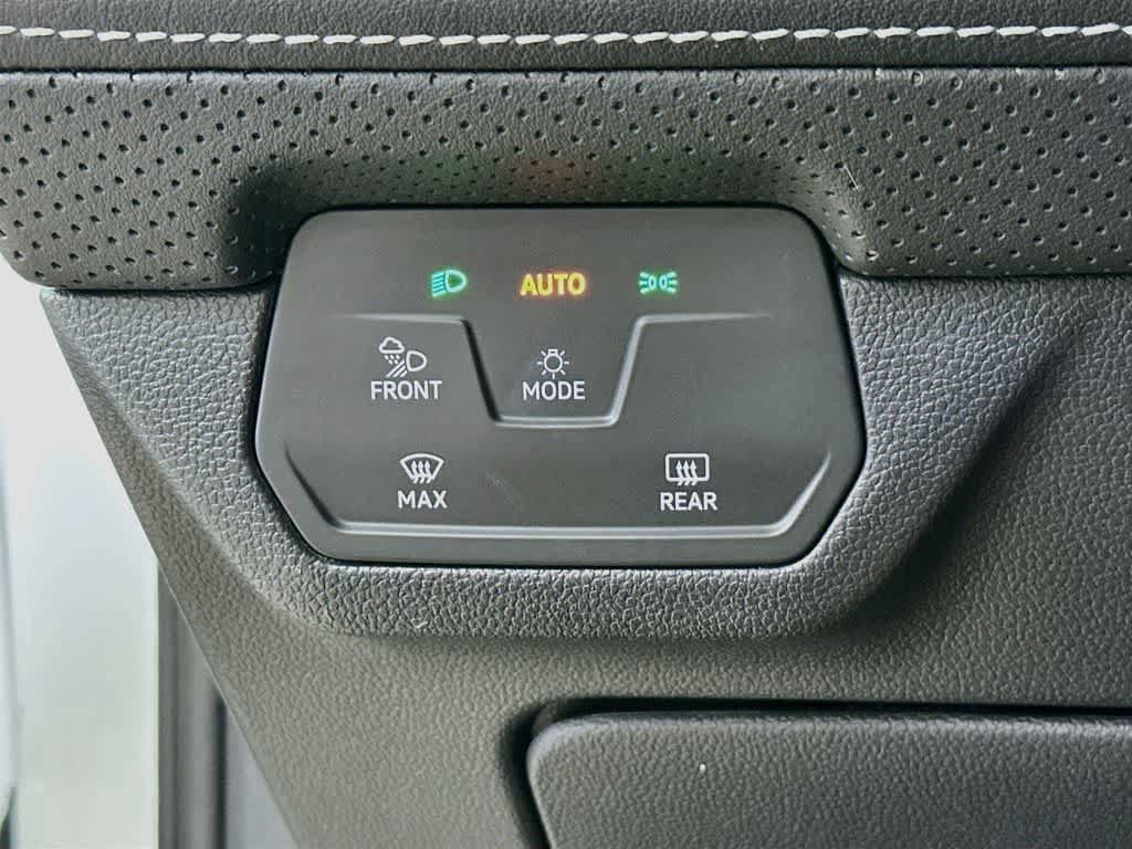 Used 2024 Volkswagen Atlas SE FWD image 26
