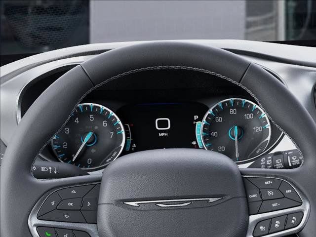 New 2027 Chrysler Pacifica Select AWD/4WD image 17