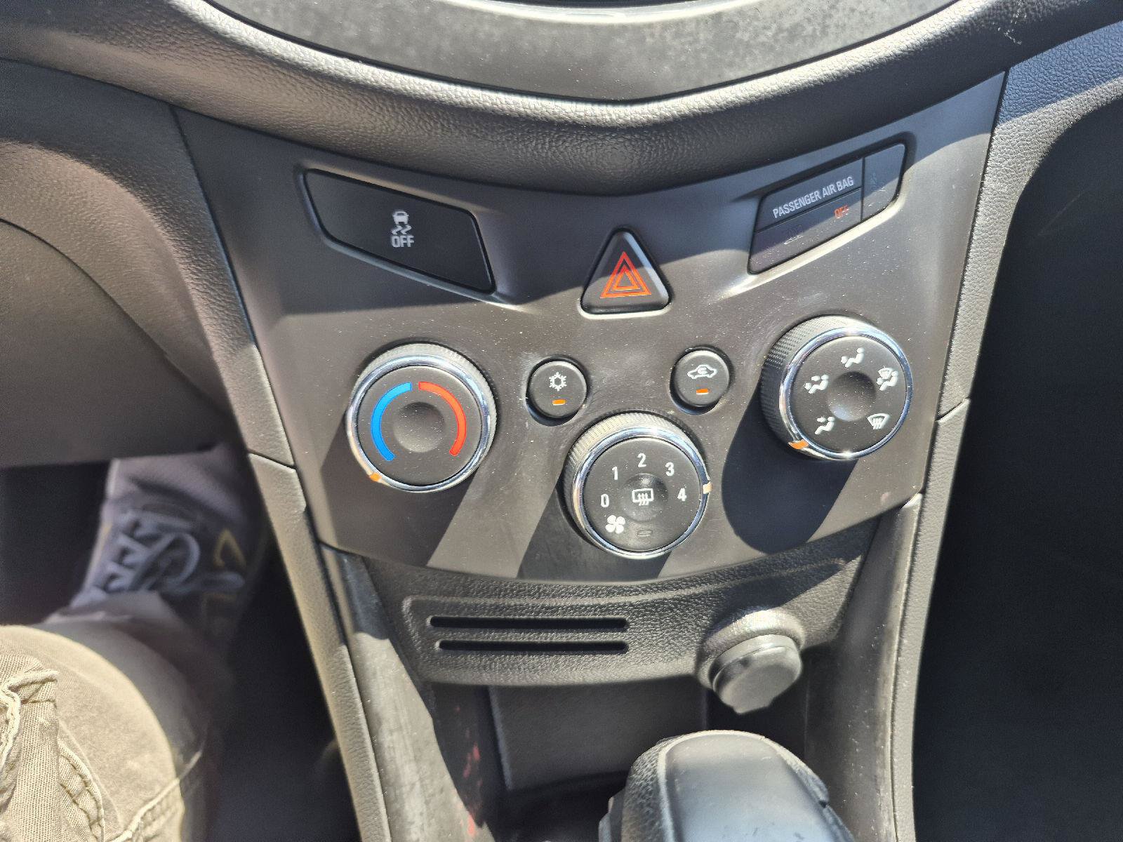 Used 2016 Chevrolet Trax LS w/ LPO, Cargo Package FWD image 4