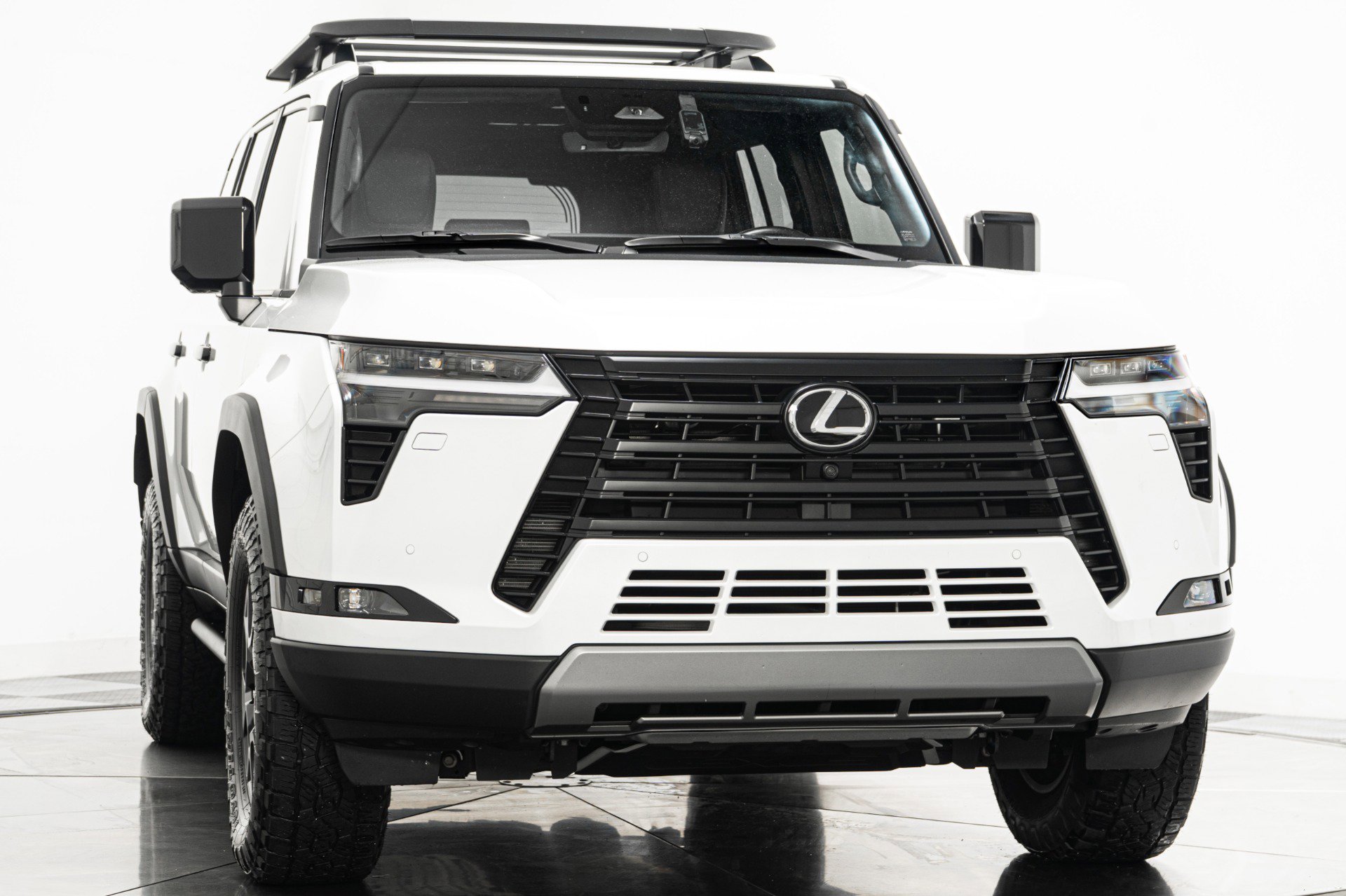 Used 2024 Lexus GX 550 image 3