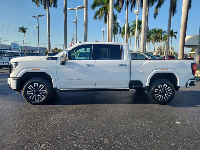 Used 2025 GMC Sierra 2500 Denali Ultimate w/ Max Trailering Package image 26