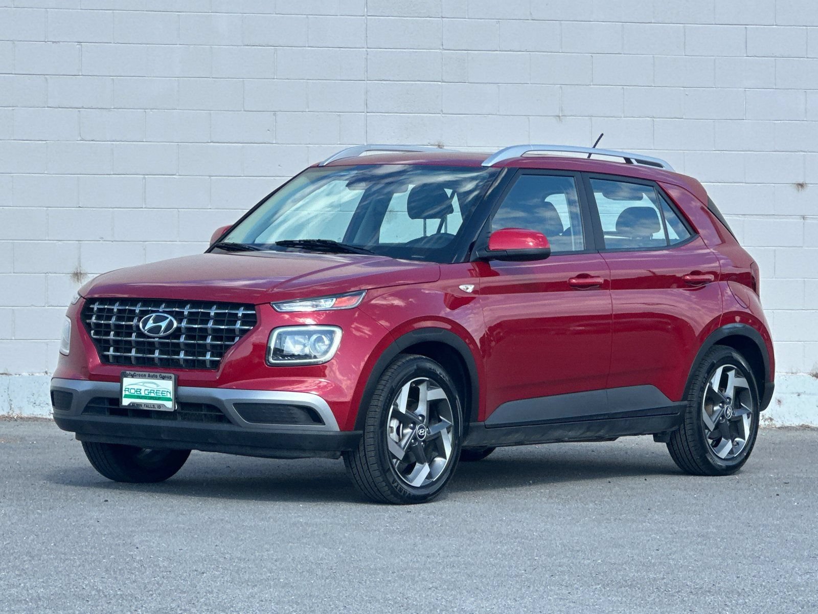 Used 2023 Hyundai Venue SEL FWD image 7