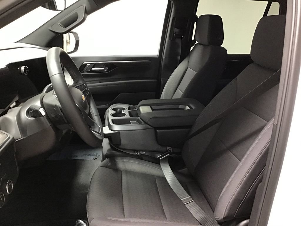 New 2026 Chevrolet Tahoe LS image 18