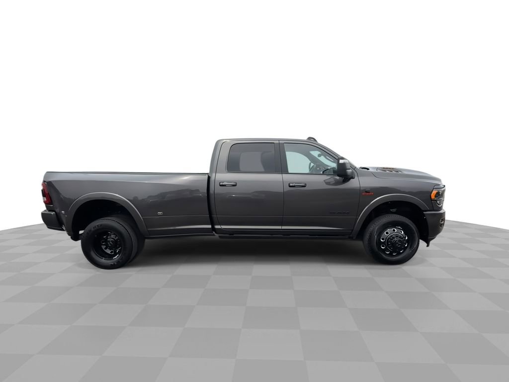 Used 2024 RAM 3500 Limited w/ Night Edition AWD/4WD image 9