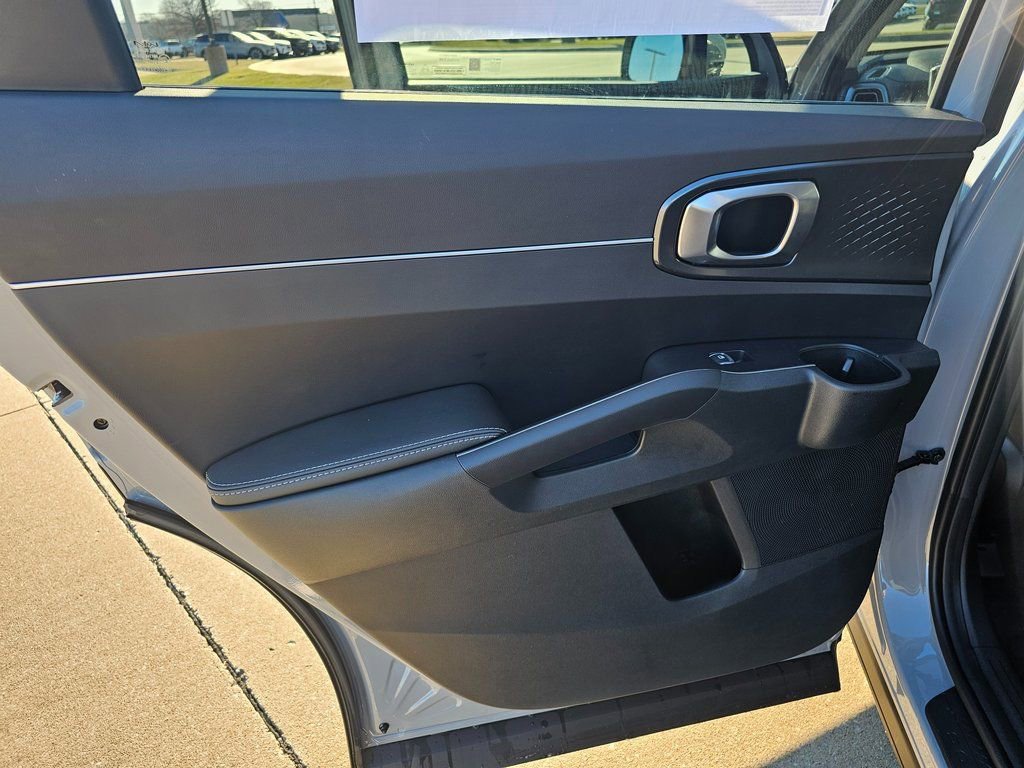 New 2026 Kia Sorento S image 38