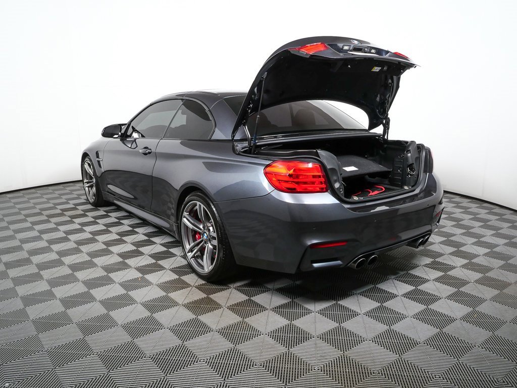 Used 2015 BMW M4 Convertible image 33