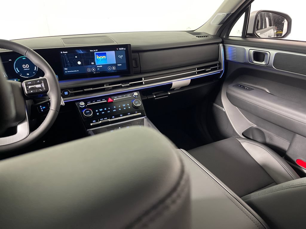 New 2026 Hyundai Santa Fe Limited AWD/4WD image 17