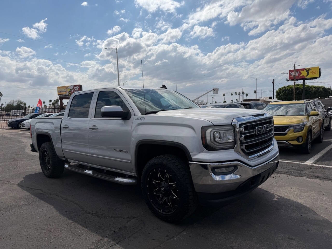 Used 2016 GMC Sierra 1500 SLE w/ SLE Value Package AWD/4WD image 14