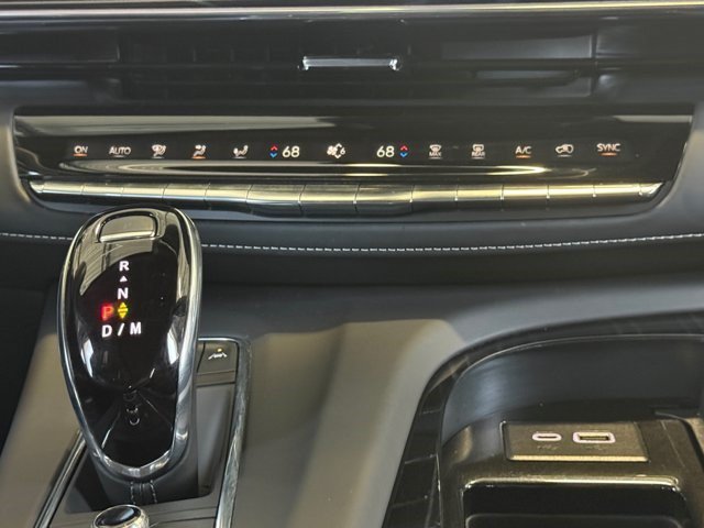 Certified 2023 Cadillac Escalade V AWD/4WD image 4