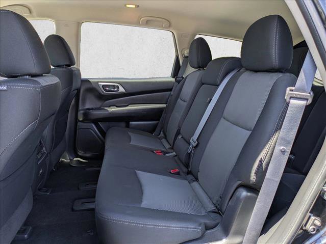 Used 2019 Nissan Pathfinder S FWD image 18