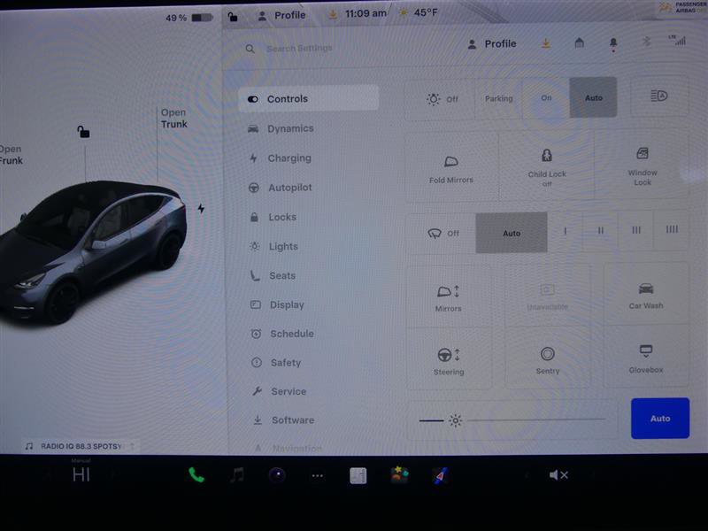 Used 2021 Tesla Model Y Performance image 11