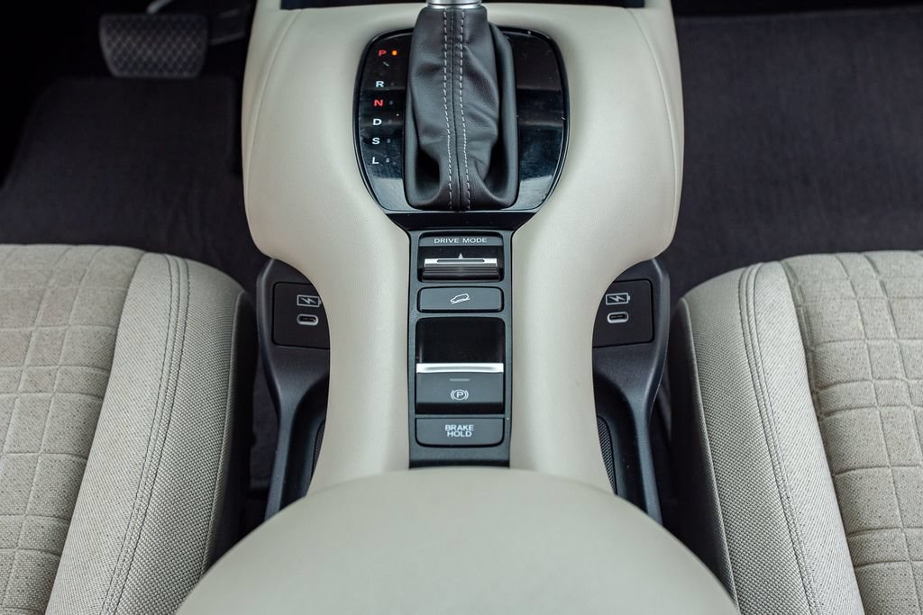 Used 2024 Honda HR-V LX image 23