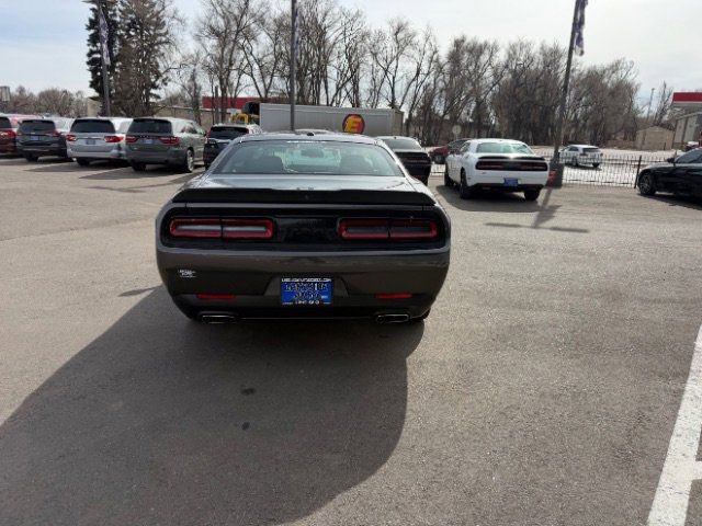 Used 2022 Dodge Challenger SXT w/ Blacktop Package image 15