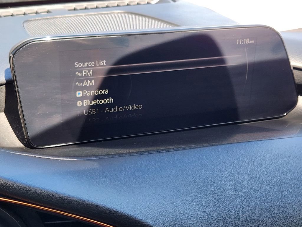 Used 2022 MAZDA MAZDA3 s image 8