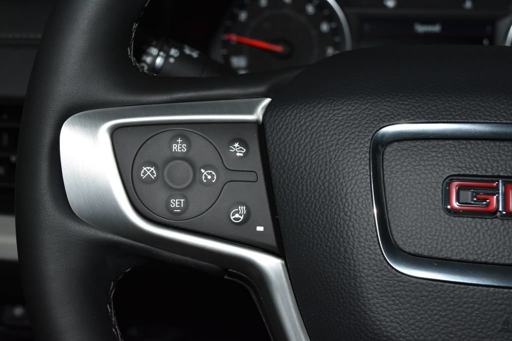 Used 2024 GMC Terrain SLT w/ Tech Package AWD/4WD image 10