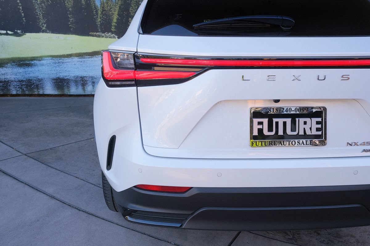 Used 2022 Lexus NX 450h+ AWD w/ Vision Package image 33