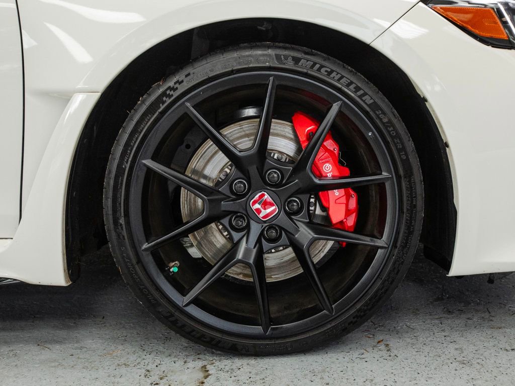 Used 2024 Honda Civic Type R image 12