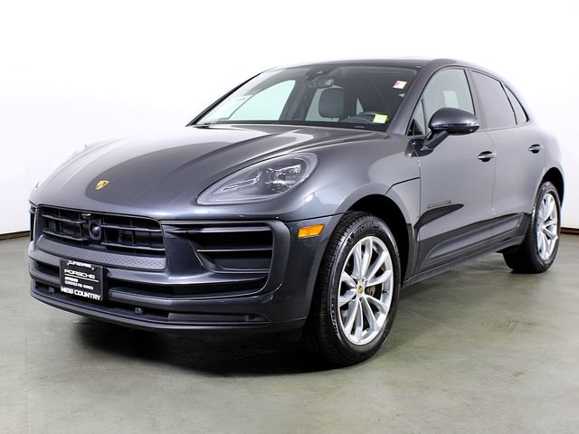 Certified 2023 Porsche Macan AWD/4WD image 1