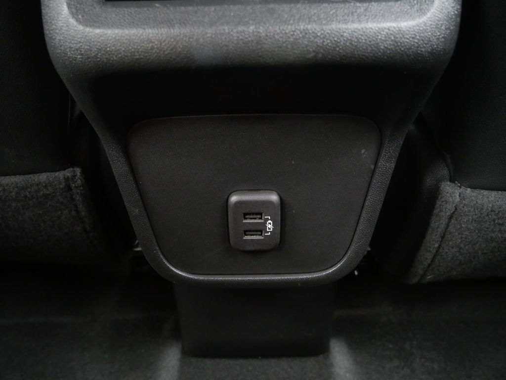 Used 2023 Chevrolet Equinox RS AWD/4WD image 24