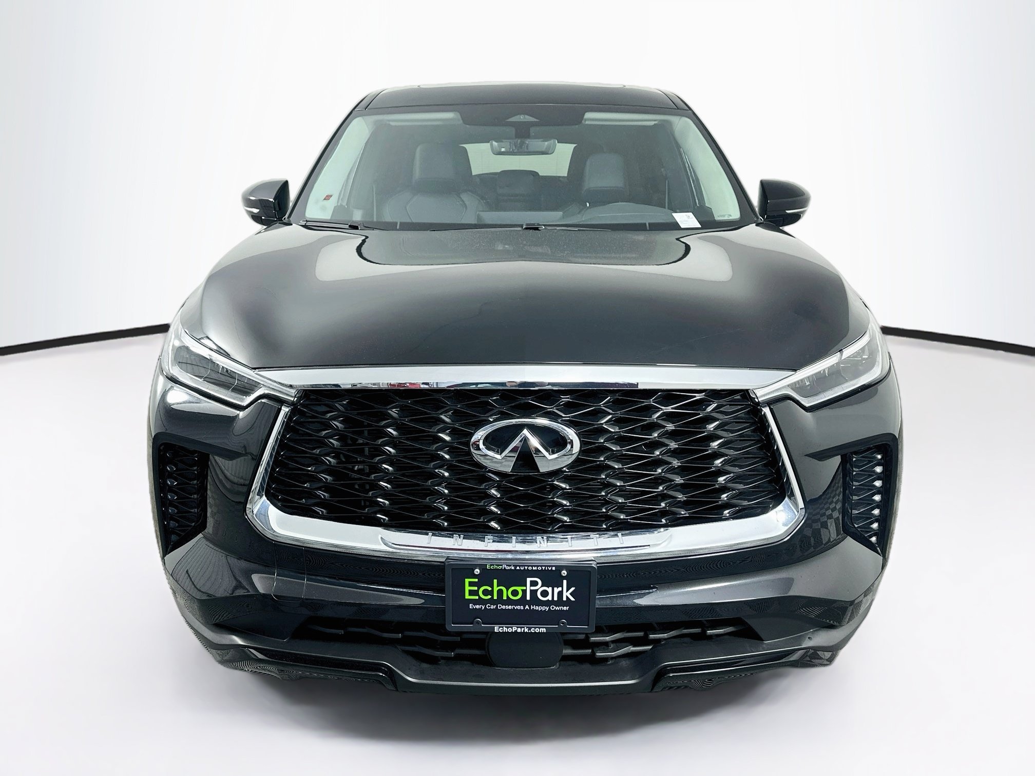 Used 2023 INFINITI QX60 Pure FWD image 2