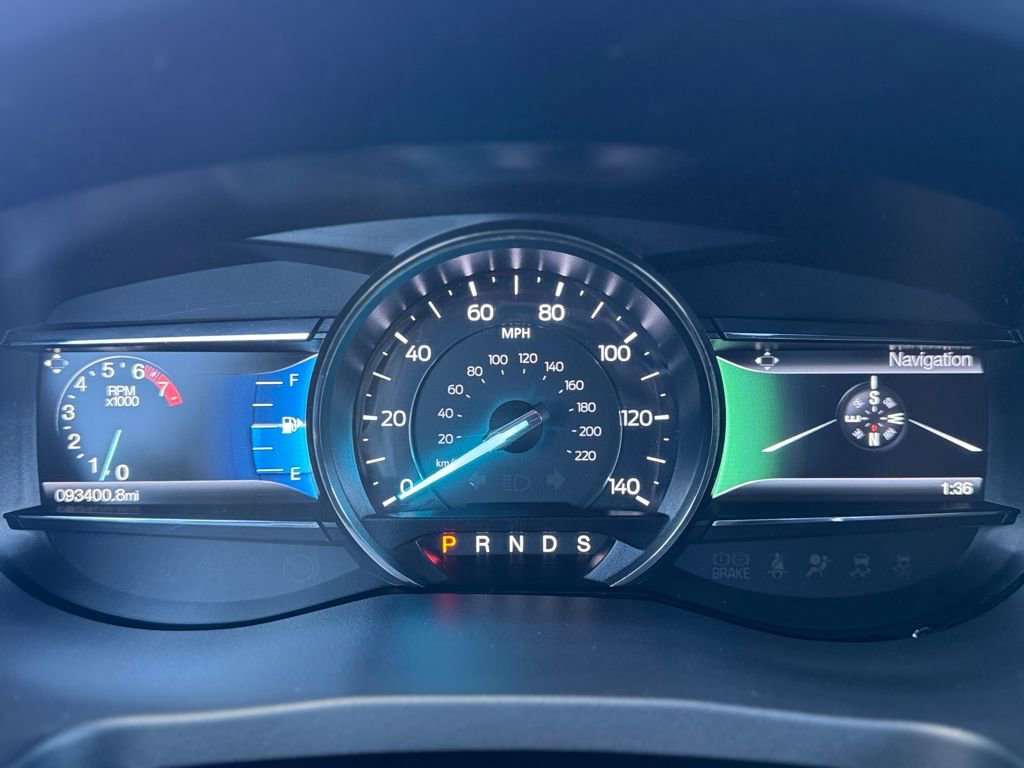 Used 2017 Ford Explorer Limited image 6