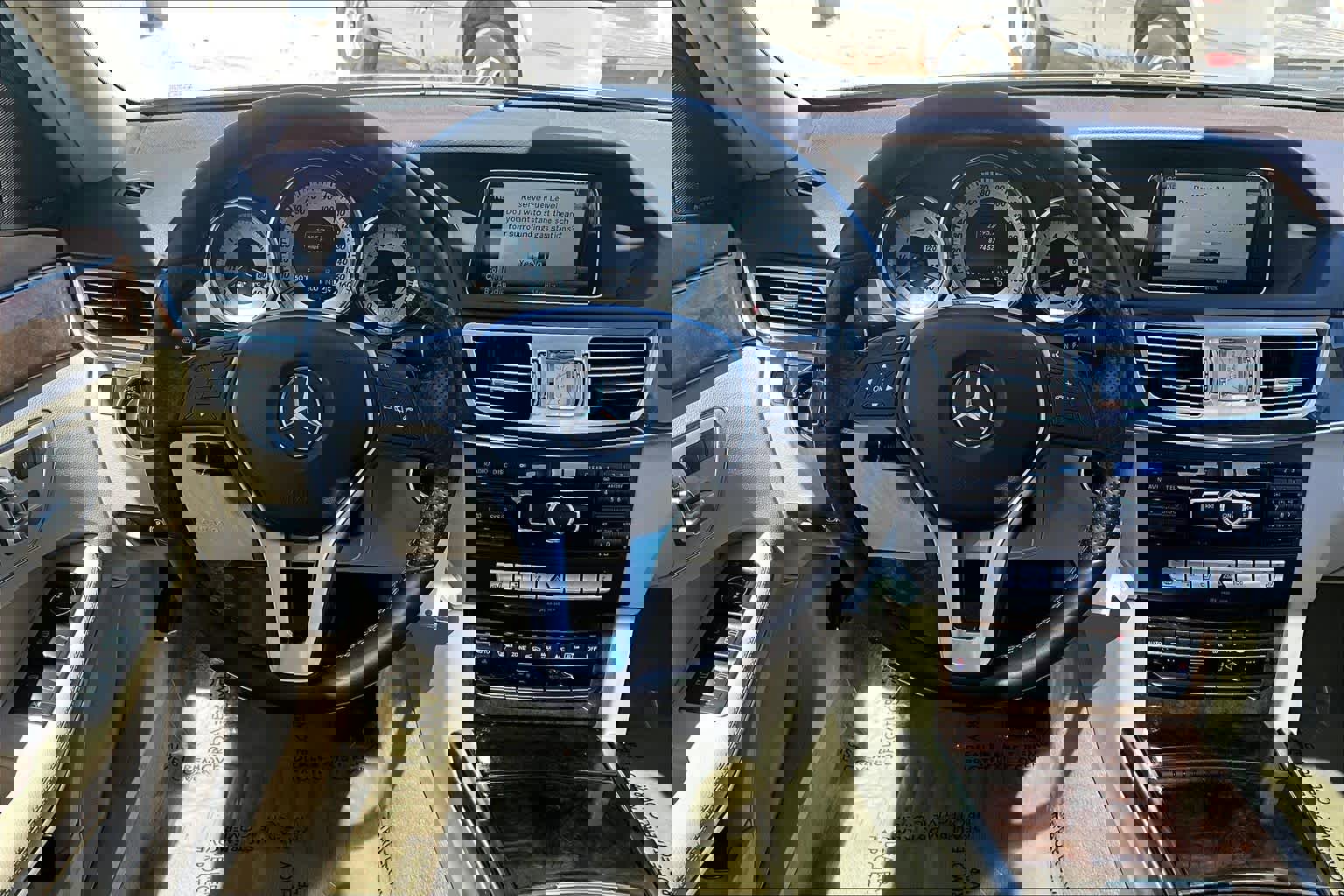 Used 2014 Mercedes-Benz E 350 4MATIC Sedan image 6