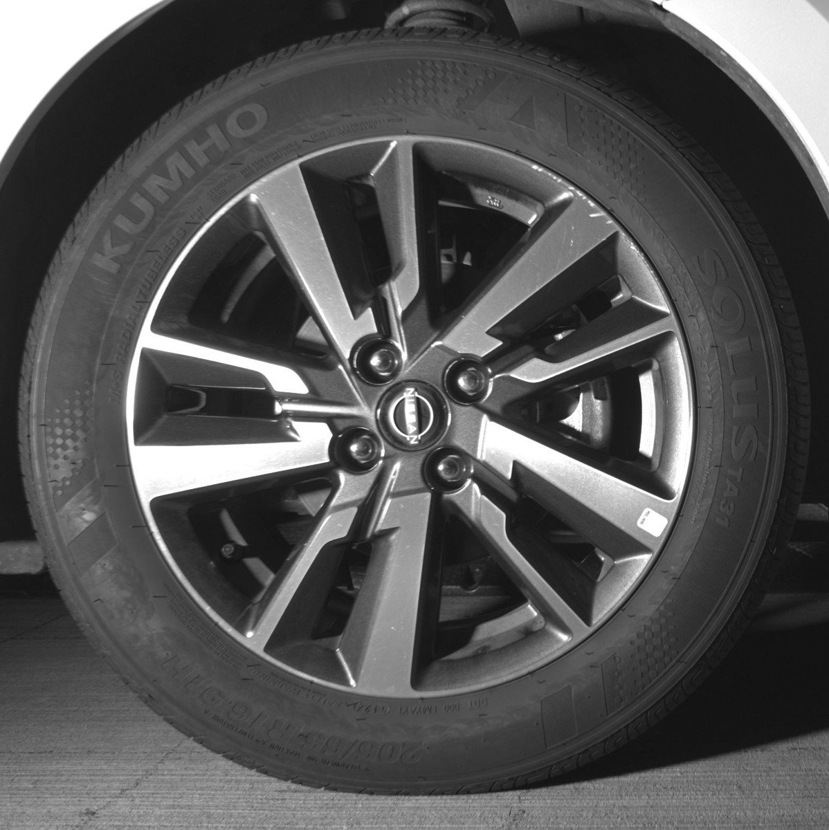 Used 2025 Nissan Versa SV image 13