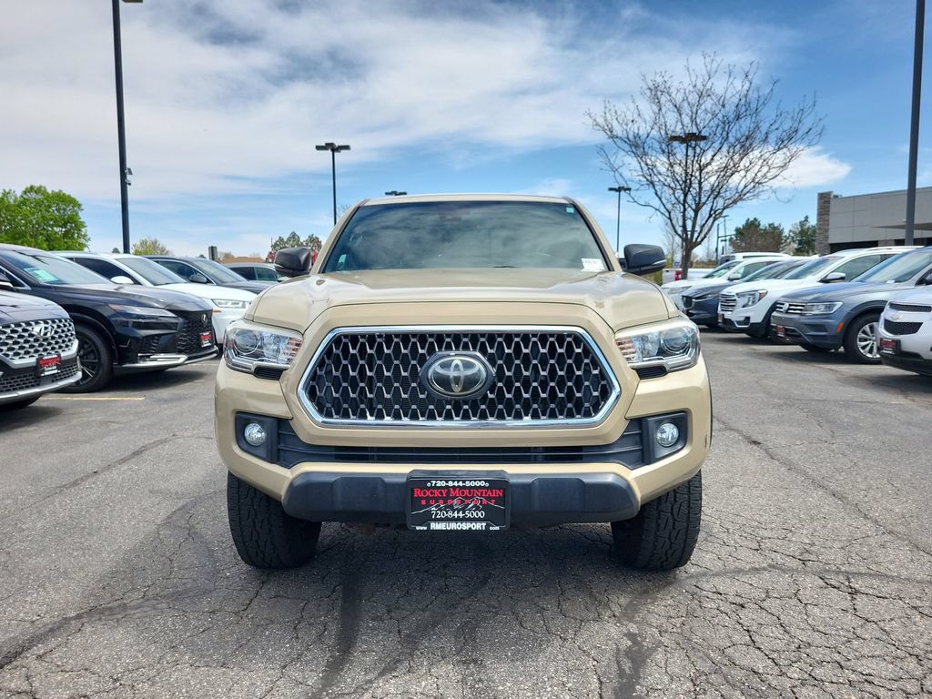 Used 2019 Toyota Tacoma TRD Off-Road w/ Technology Package AWD/4WD image 9
