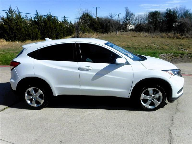 Used 2021 Honda HR-V LX image 4