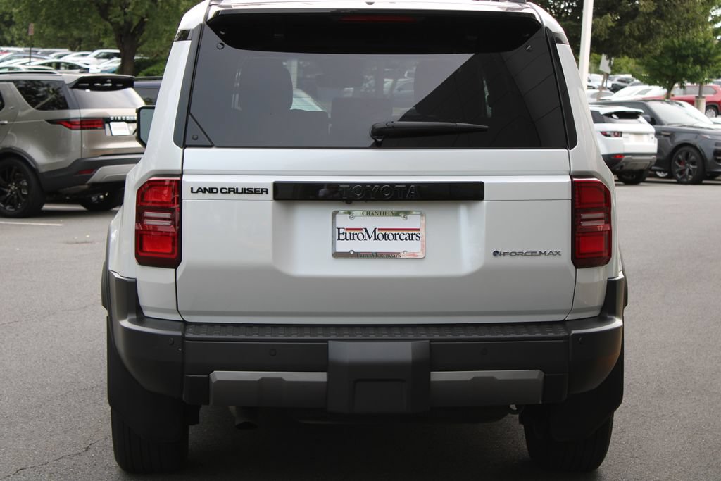 Used 2025 Toyota Land Cruiser w/ Premium Package AWD/4WD image 4