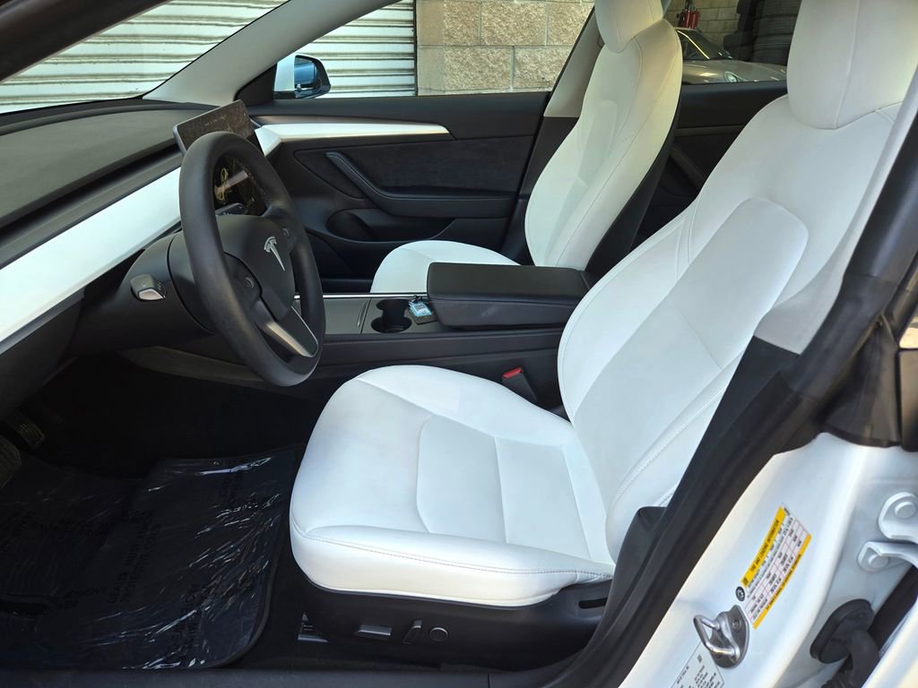 Used 2021 Tesla Model 3 Standard Range Plus RWD image 15