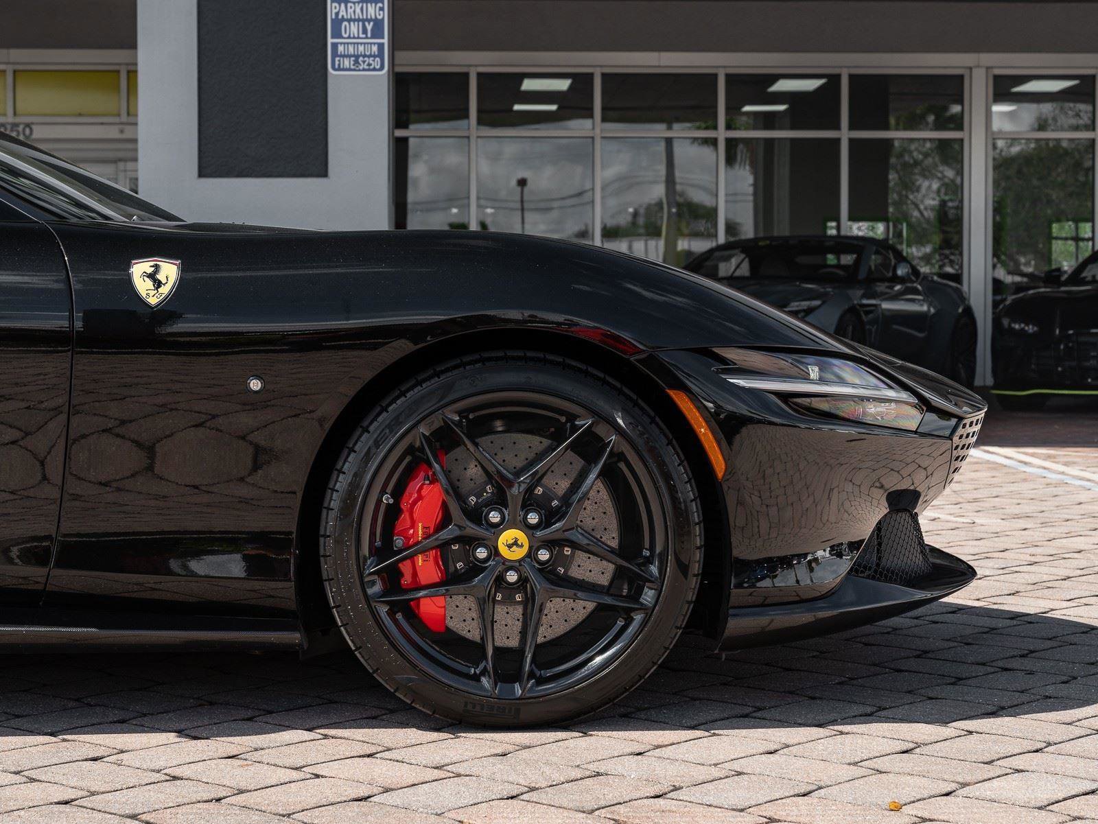 Used 2023 Ferrari Roma RWD image 23