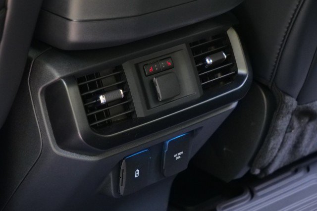 Used 2026 Ford F150 Raptor AWD/4WD image 39