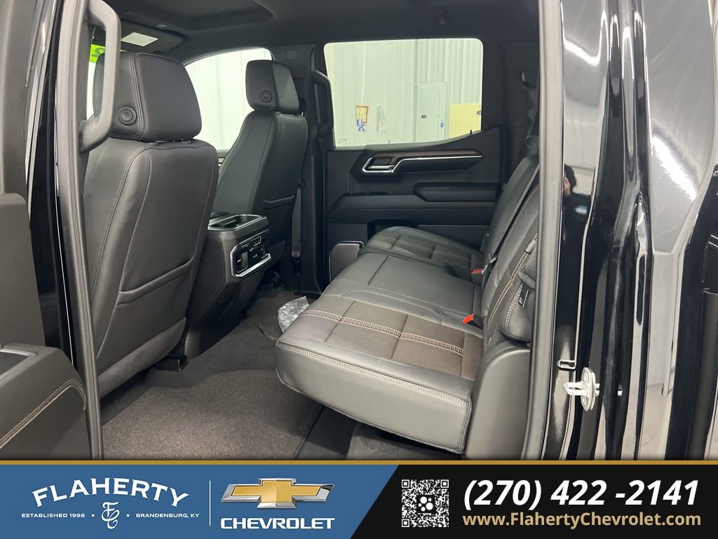 Used 2024 Chevrolet Silverado 1500 High Country w/ Midnight Edition image 11