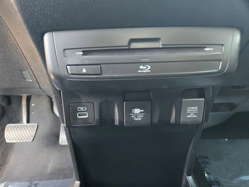 Certified 2023 Honda Odyssey Touring image 19