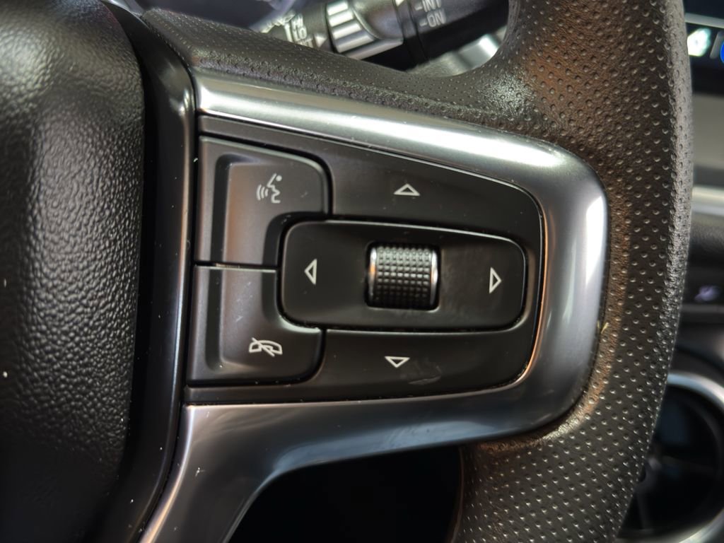 Used 2025 Chevrolet Blazer LT image 25