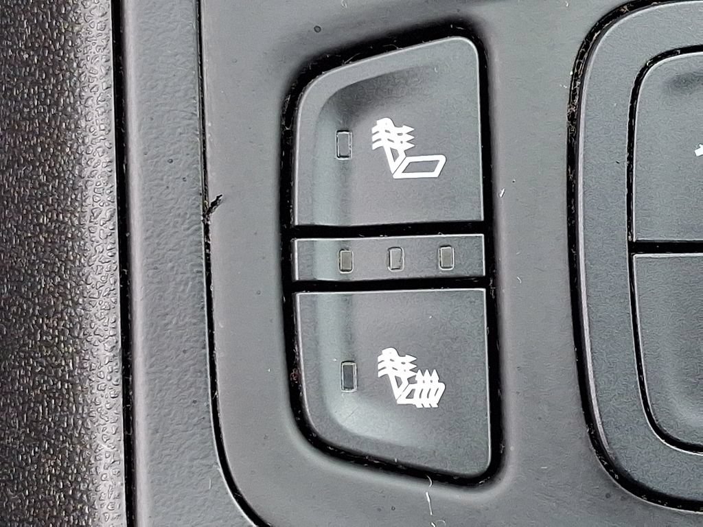 Certified 2020 GMC Terrain SLE w/ Driver Convenience Package AWD/4WD image 23