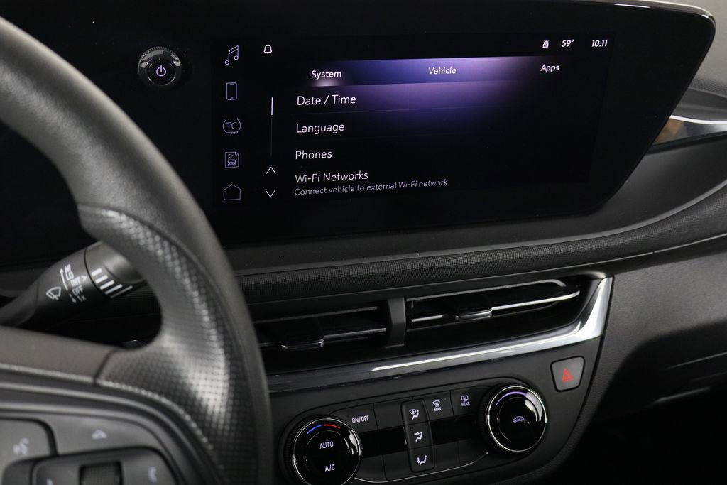 Used 2025 Buick Envista Preferred image 18
