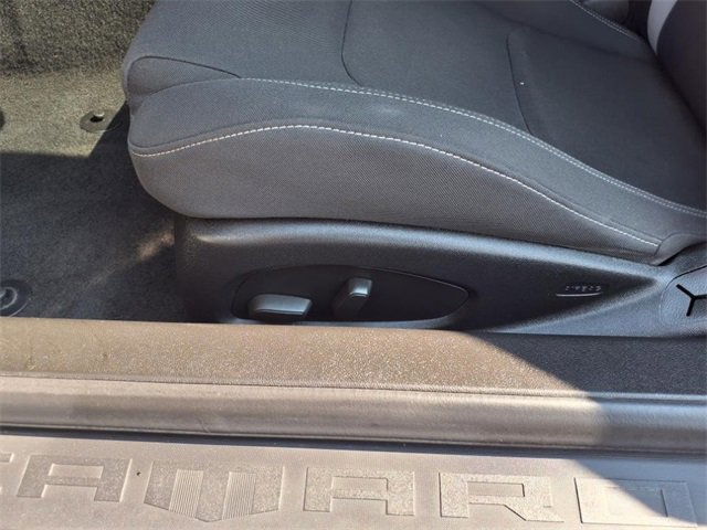 Used 2016 Chevrolet Camaro LT w/ RS Package image 4