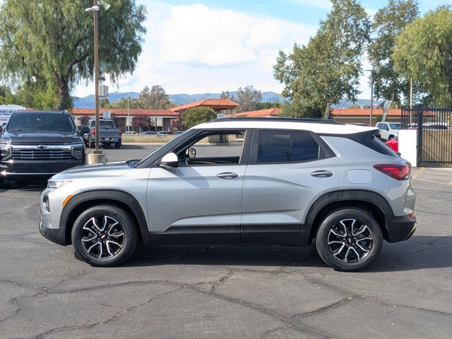 Certified 2023 Chevrolet TrailBlazer ACTIV w/ Sun and Liftgate Package FWD image 9
