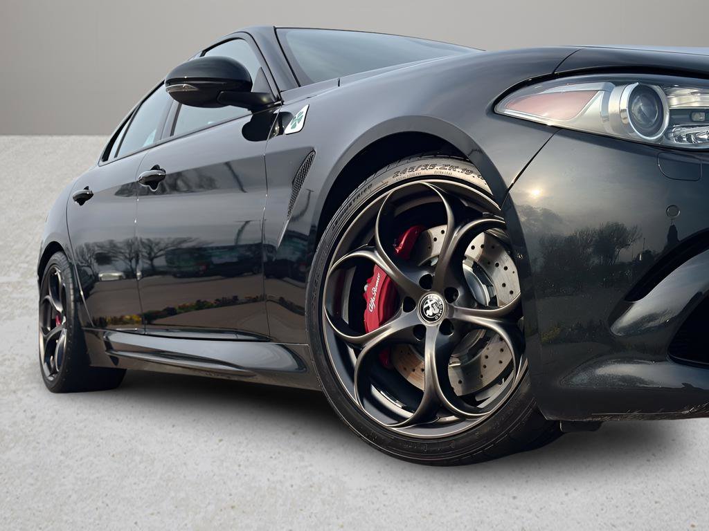 Used 2023 Alfa Romeo Giulia Quadrifoglio w/ Active Assist Plus Package image 4