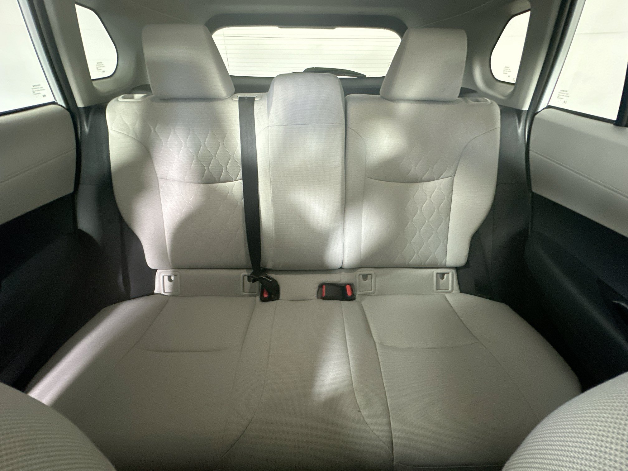 Used 2026 Toyota Corolla Cross LE FWD image 30