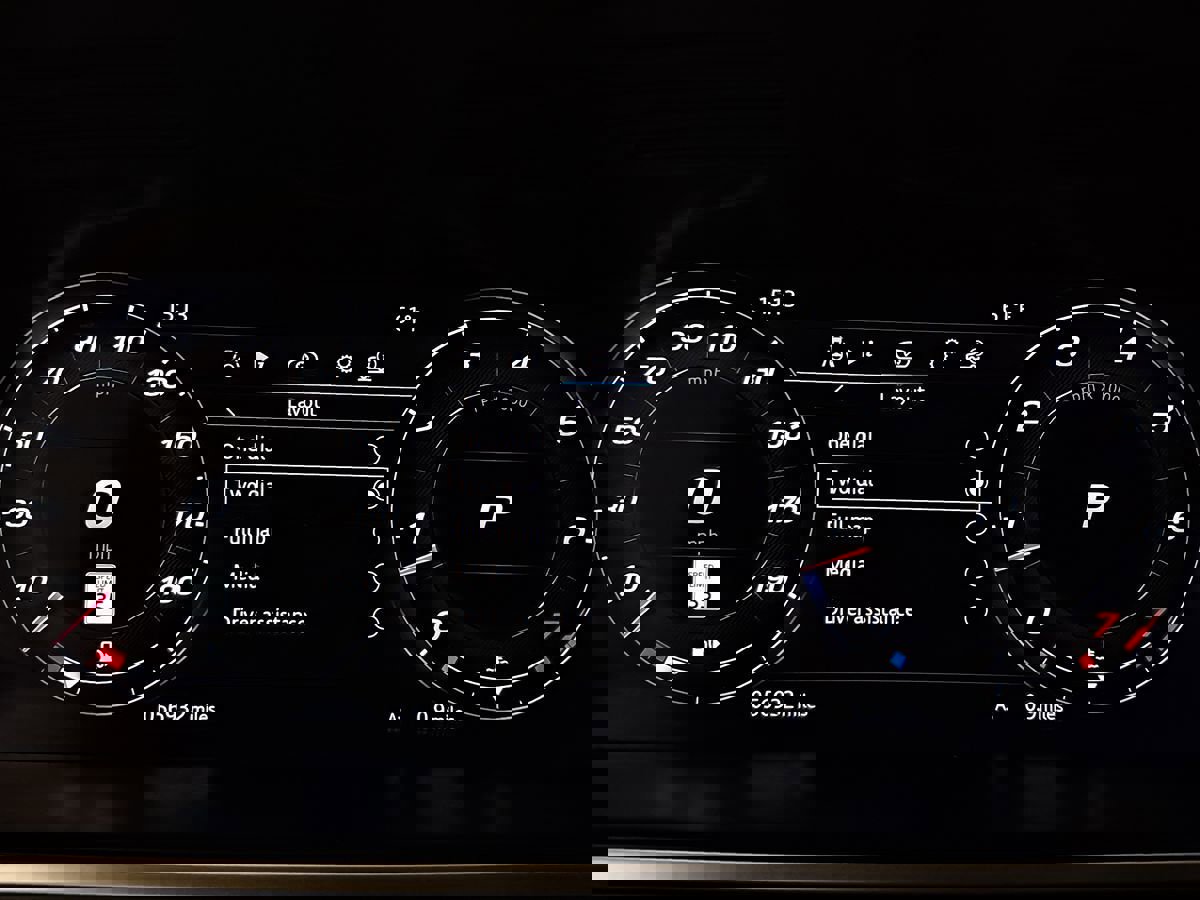 Used 2021 Jaguar F-TYPE Convertible image 18