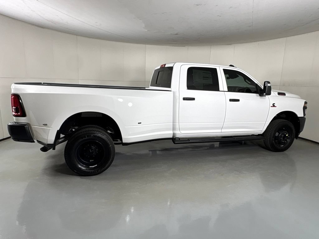 New 2027 RAM 3500 Tradesman AWD/4WD image 9